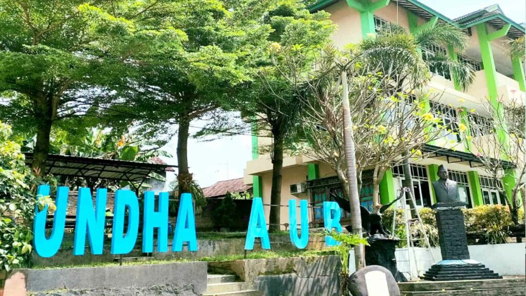 Universitas Dharma AUB Surakarta Berhasil Terakreditasi “B ...