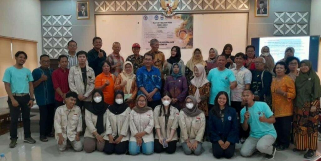 Foto Bersama Para Peserta Pelatihan
